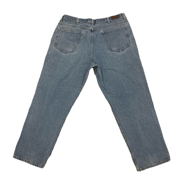 LL Bean Natural Fit Men’s Jeans Size 38×29 Medium Wash Straight Leg Jeans - Picture 5 of 7